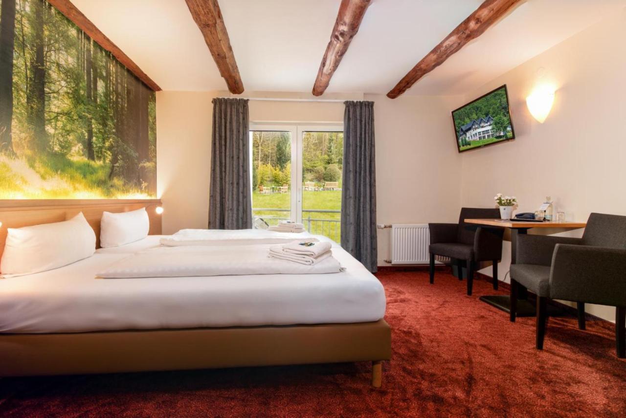 אולסברג Waldhotel Schinkenwirt מראה חיצוני תמונה
