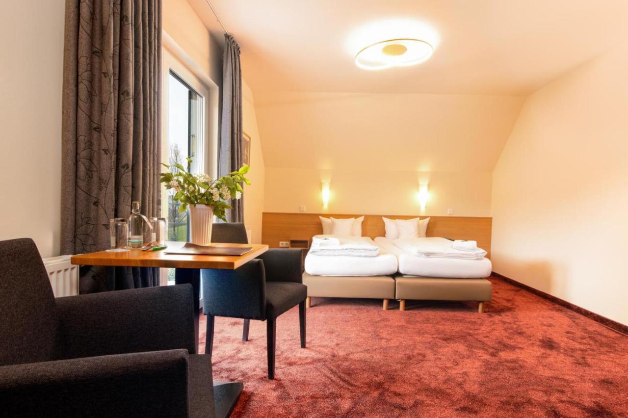 אולסברג Waldhotel Schinkenwirt מראה חיצוני תמונה