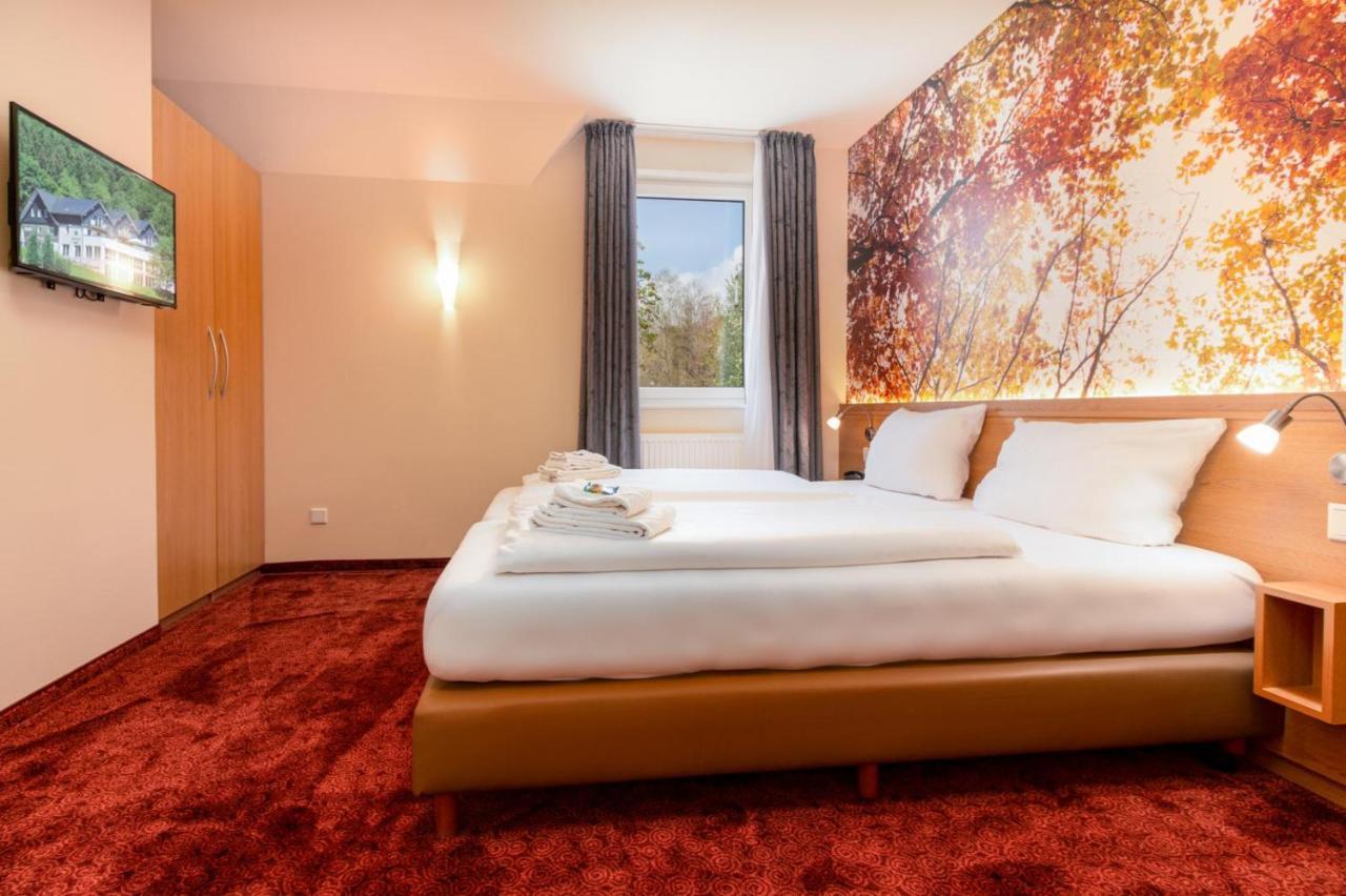 אולסברג Waldhotel Schinkenwirt מראה חיצוני תמונה